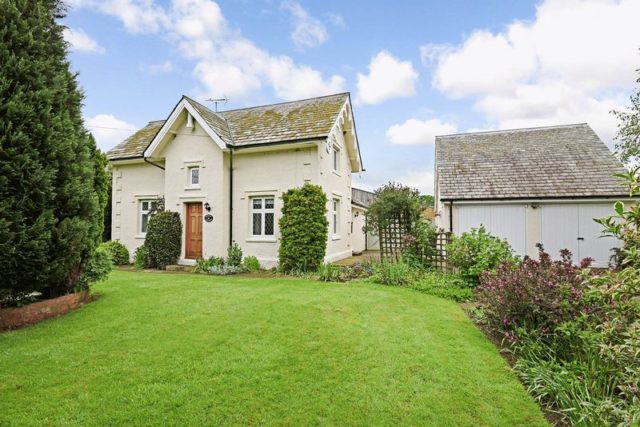  Image of 3 bedroom Detached house for sale in Allerton Park Allerton Park Knaresborough HG5 at Allerton Park  Knaresborough, HG5 0SE